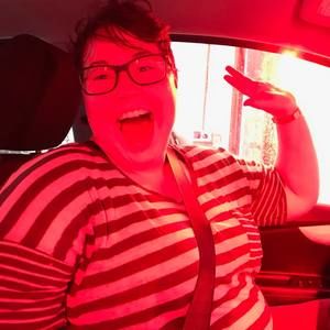 Meet your Posher, Whitney